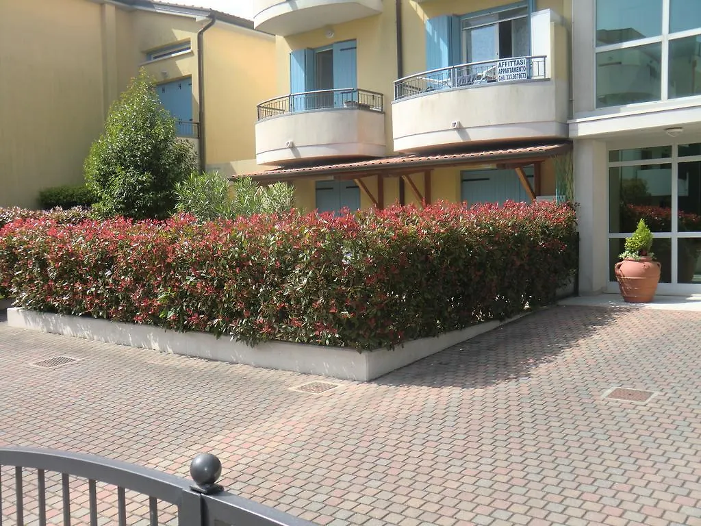 Apartment Residence Elisa Piano Terra Con Giardino E Posto Spiaggia Incluso Caorle Italy