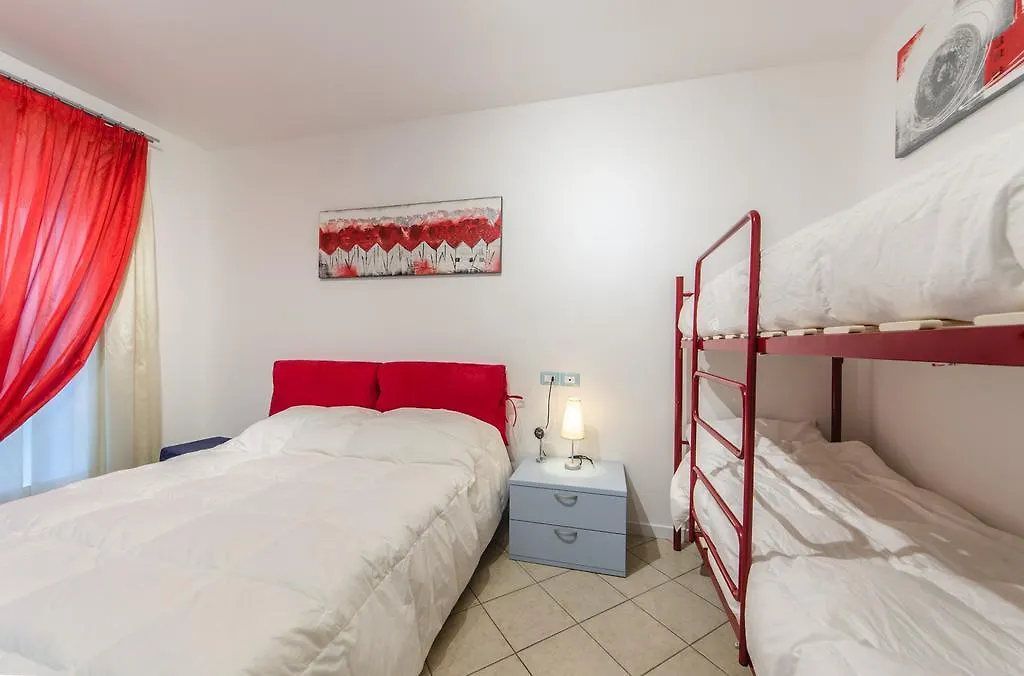 Residence Elisa Piano Terra Con Giardino E Posto Spiaggia Incluso Caorle Apartment