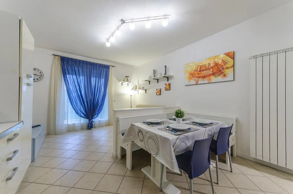 Residence Elisa Piano Terra Con Giardino E Posto Spiaggia Incluso Caorle 0*,  Italy